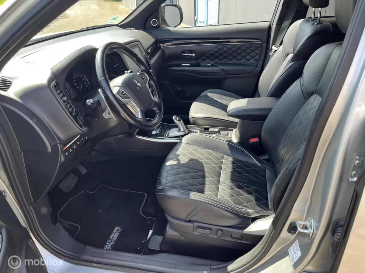 2.4 PHEV Instyle|trekhaak|zonnedak|leer