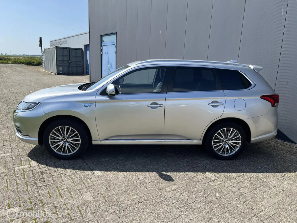 2.4 PHEV Instyle|trekhaak|zonnedak|leer