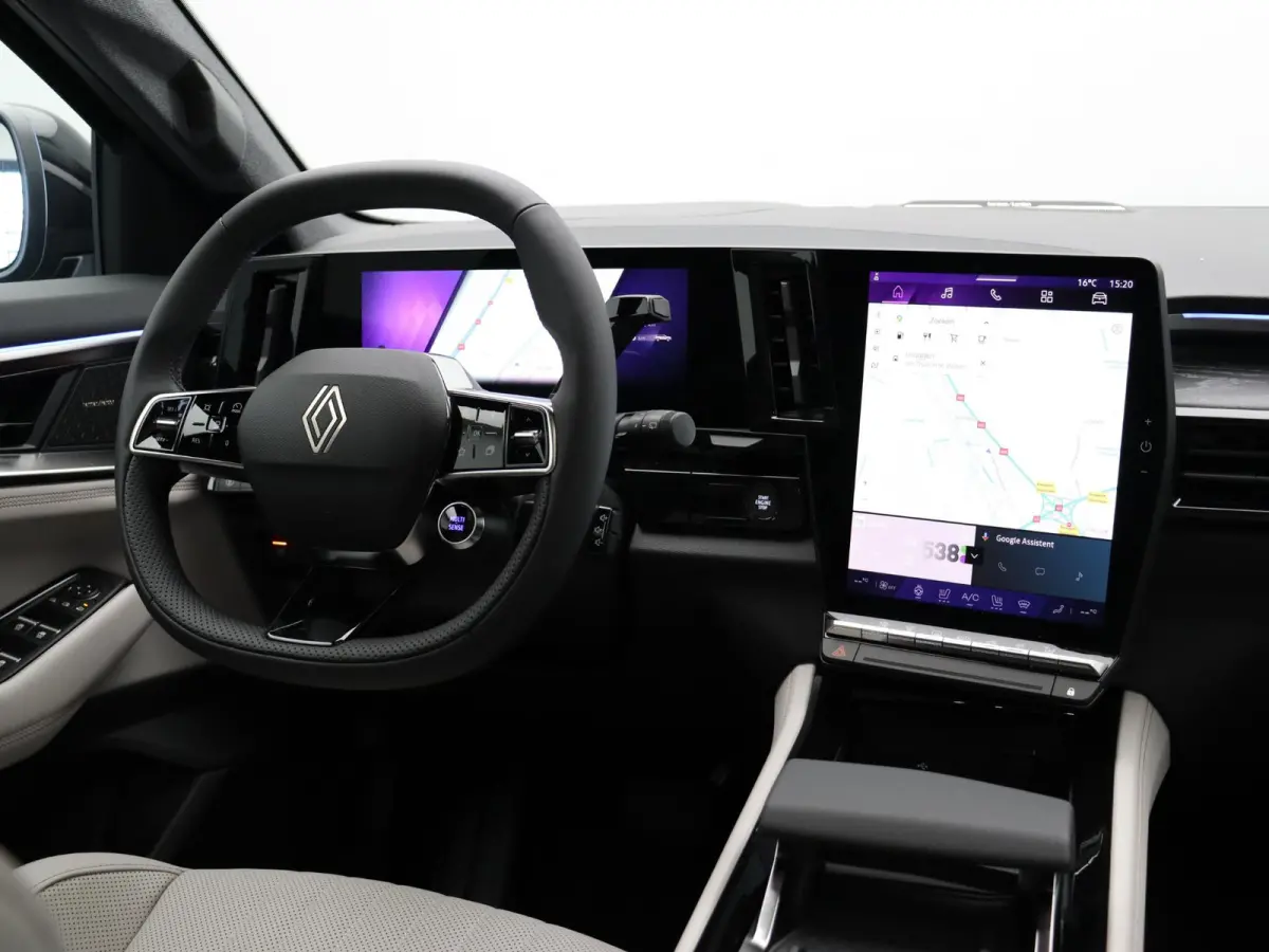 E-Tech full hybrid 200 iconic 7p. | Vijf jaar garantie | Harman Kardon | Panoramisch dak | HUD |