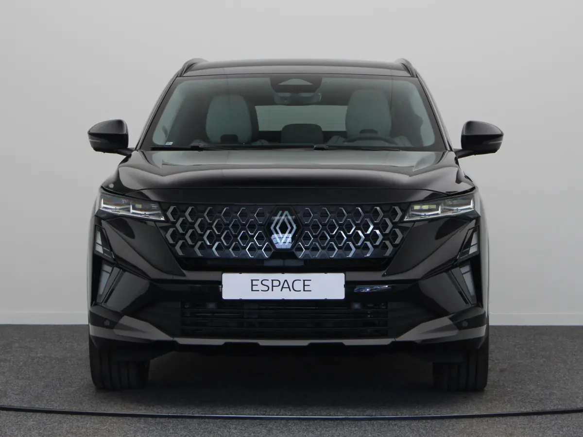 E-Tech full hybrid 200 iconic 7p. | Vijf jaar garantie | Harman Kardon | Panoramisch dak | HUD |