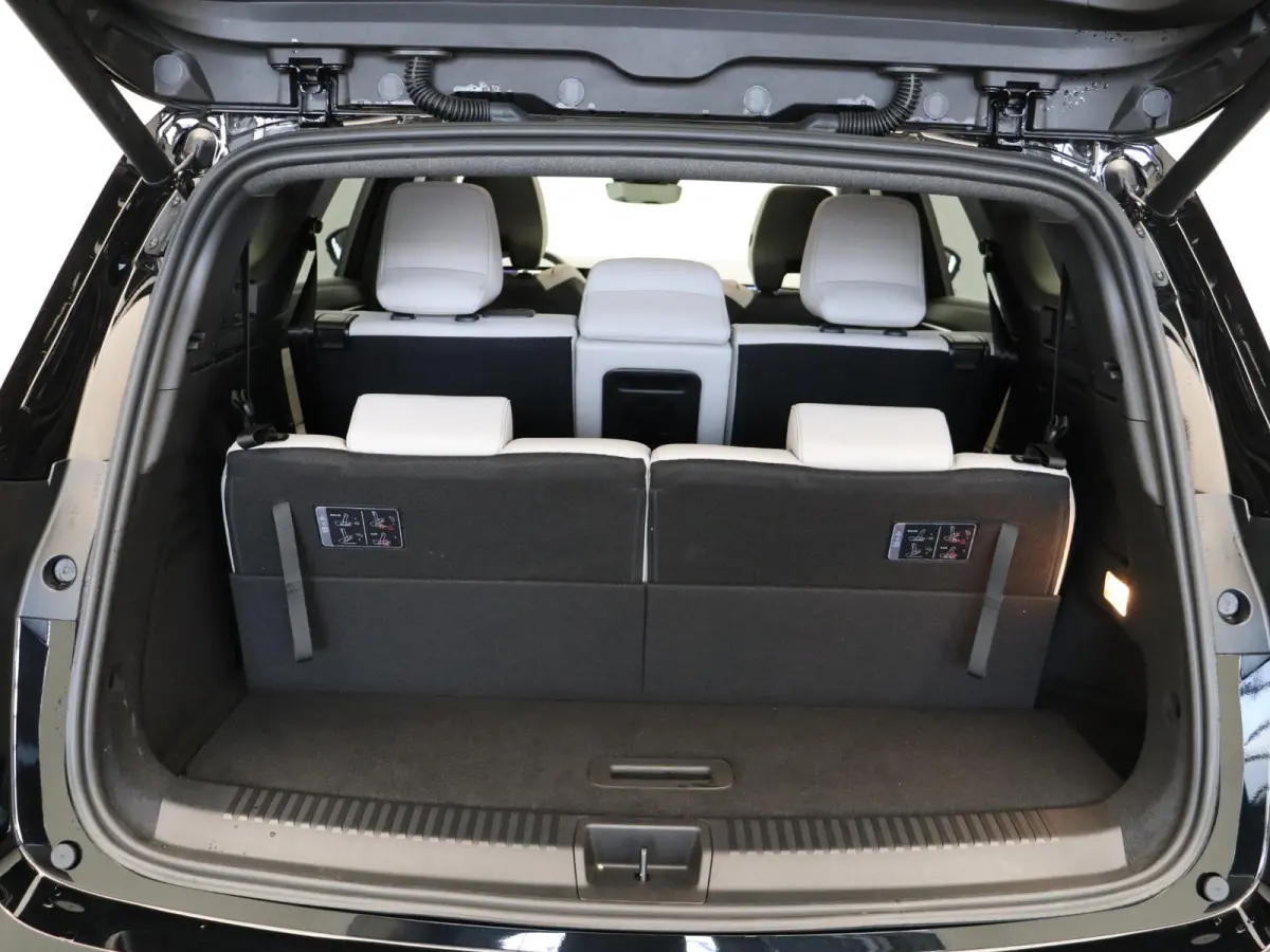 E-Tech full hybrid 200 iconic 7p. | Vijf jaar garantie | Harman Kardon | Panoramisch dak | HUD |