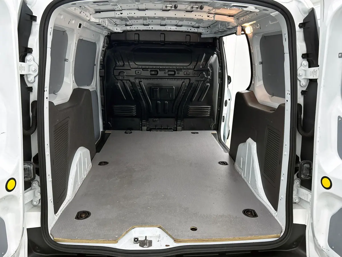 1.5 EcoBlue L2 Trend Navigatie Airco Parkeersensoren achter Cruise Control 3Zits Camera DAB+