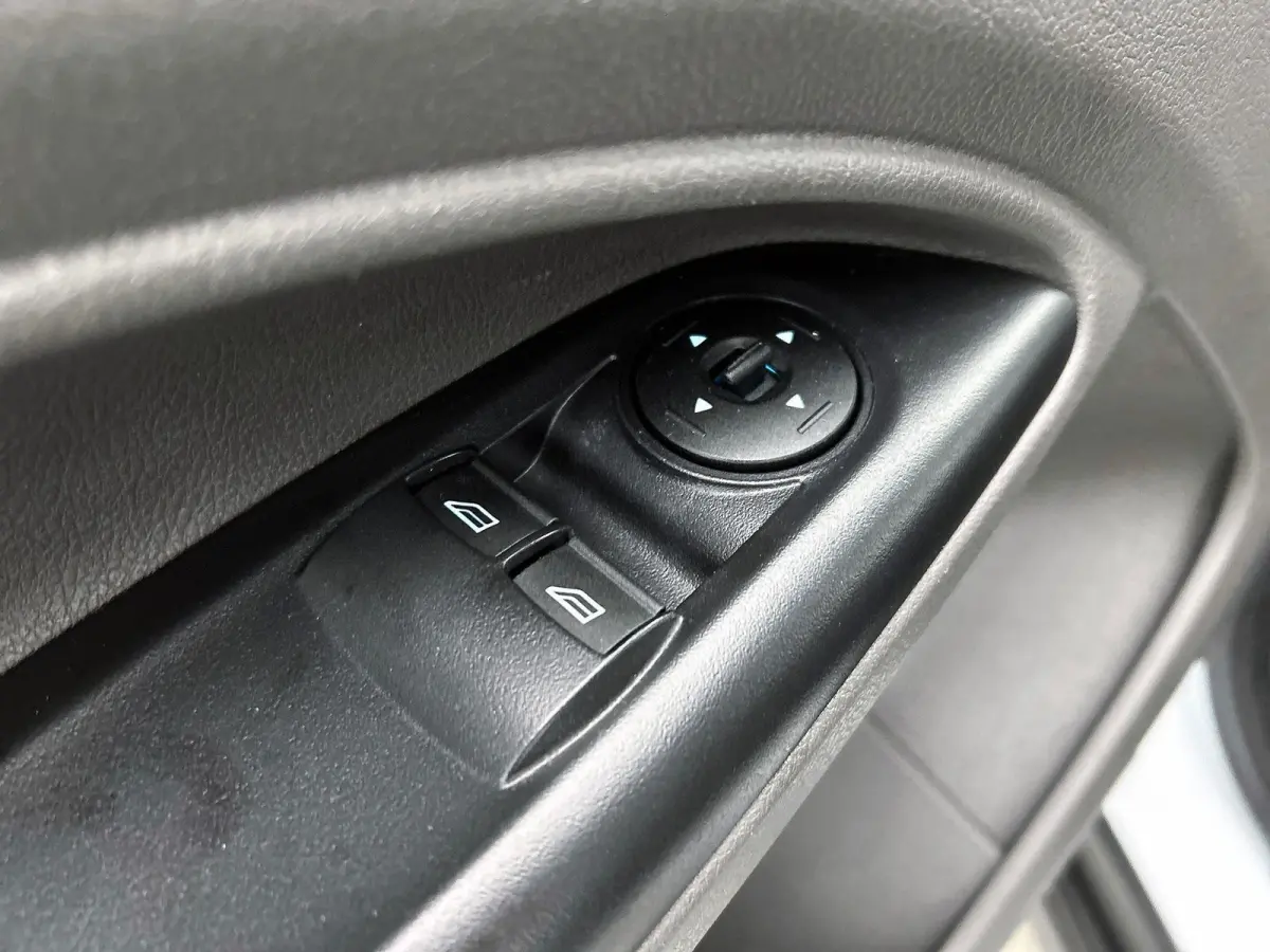 1.5 EcoBlue L2 Trend Navigatie Airco Parkeersensoren achter Cruise Control 3Zits Camera DAB+