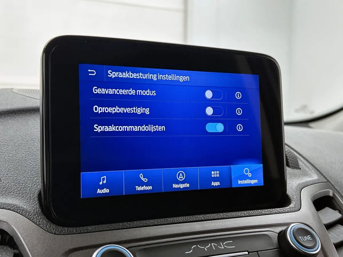 1.5 EcoBlue L2 Trend Navigatie Airco Parkeersensoren achter Cruise Control 3Zits Camera DAB+