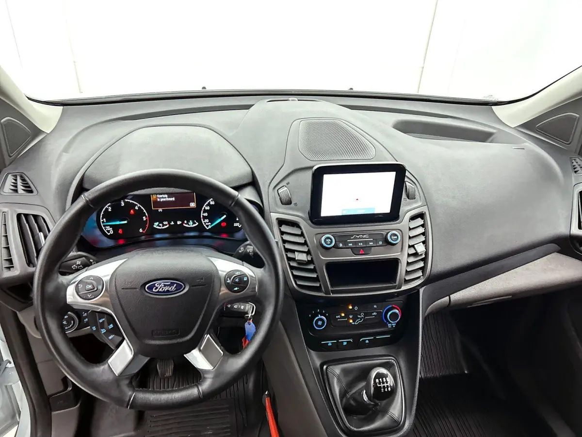 1.5 EcoBlue L2 Trend Navigatie Airco Parkeersensoren achter Cruise Control 3Zits Camera DAB+