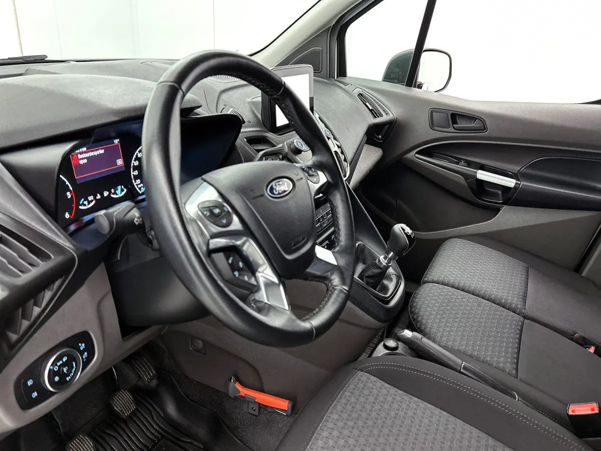 1.5 EcoBlue L2 Trend Navigatie Airco DAB+ Parkeersensoren Camera Bluetooth LM Velgen Apple Carplay Android auto 3Zits