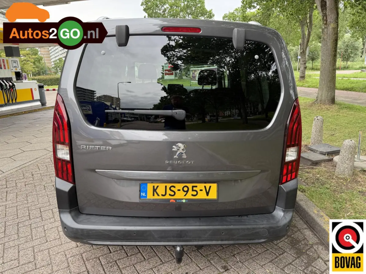 1.2 Puretech Allure I Navi I Cruise controle I Parkeersensoren I Applecarplay Android auto I trekhaak I rijklaar I