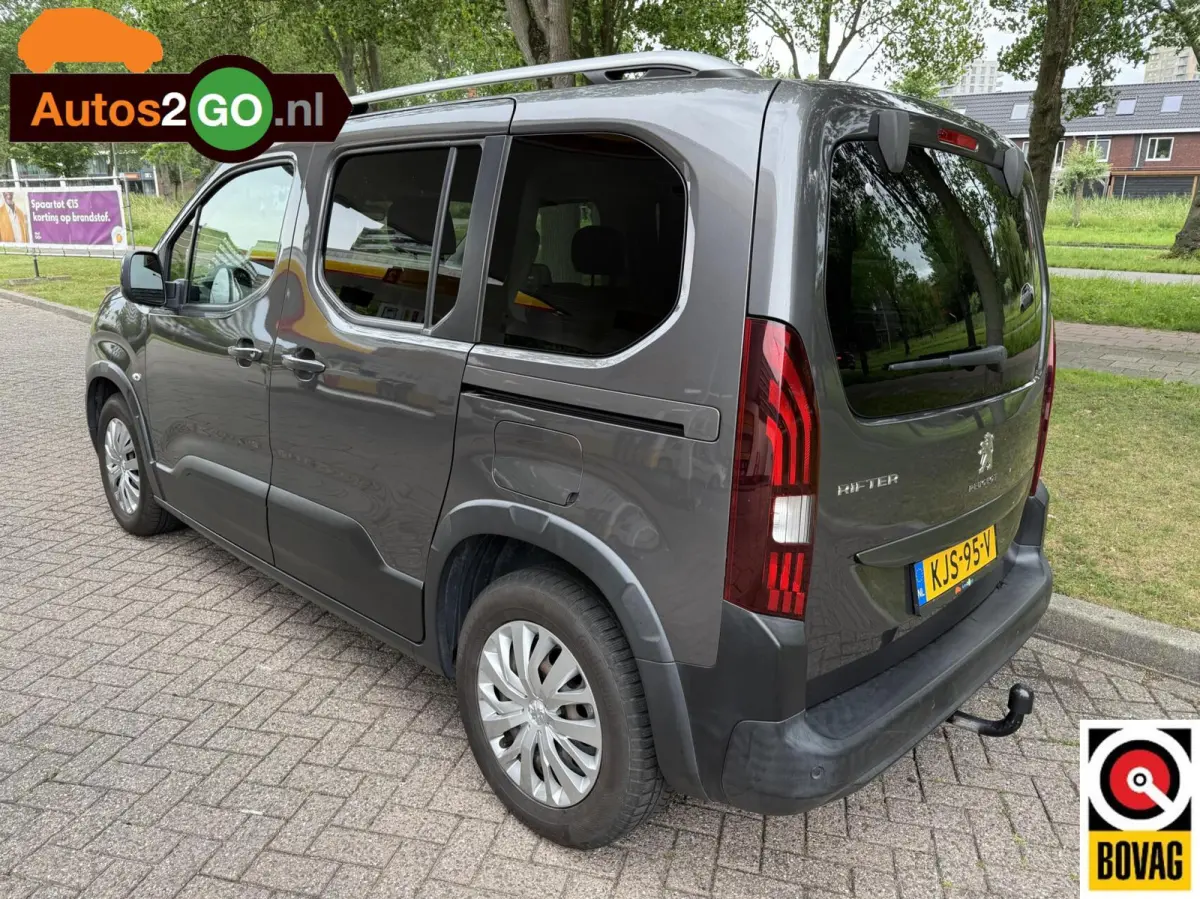 1.2 Puretech Allure I Navi I Cruise controle I Parkeersensoren I Applecarplay Android auto I trekhaak I rijklaar I