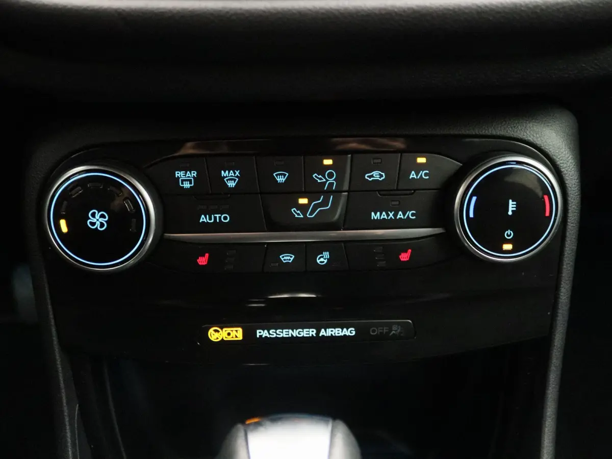 1.0 EcoBoost ST-Line X | Apple Carplay/Android Auto | Achteruitrijcamera | Winterpakket | Cruise Control |