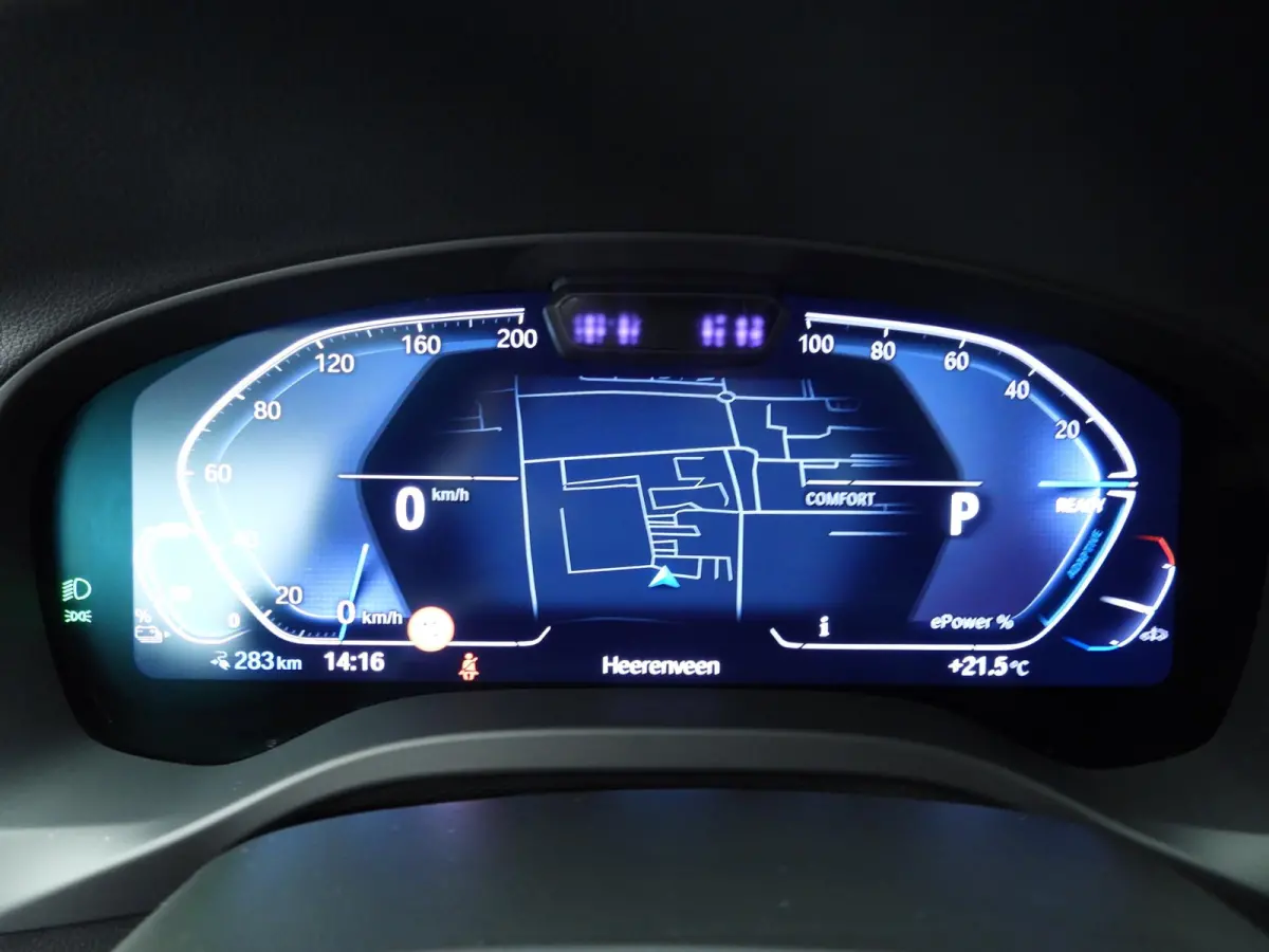 High Executive | M-Sportpakket | LED | Leder | HUD | Active Cruise | Trekhaak | Panoramadak | DAB | Harman-Kardon Sound | Alu 20 inch