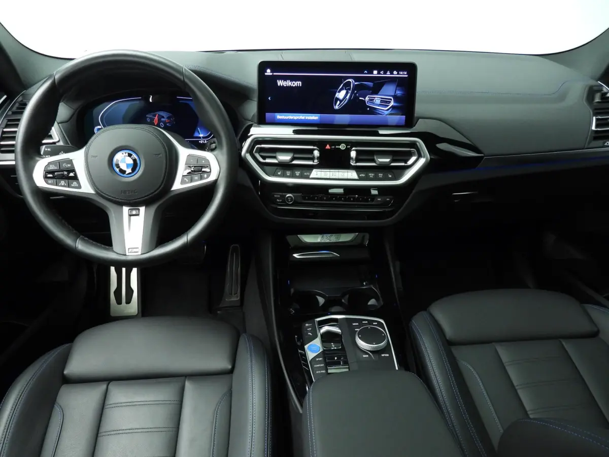 High Executive | M-Sportpakket | LED | Leder | HUD | Active Cruise | Trekhaak | Panoramadak | DAB | Harman-Kardon Sound | Alu 20 inch