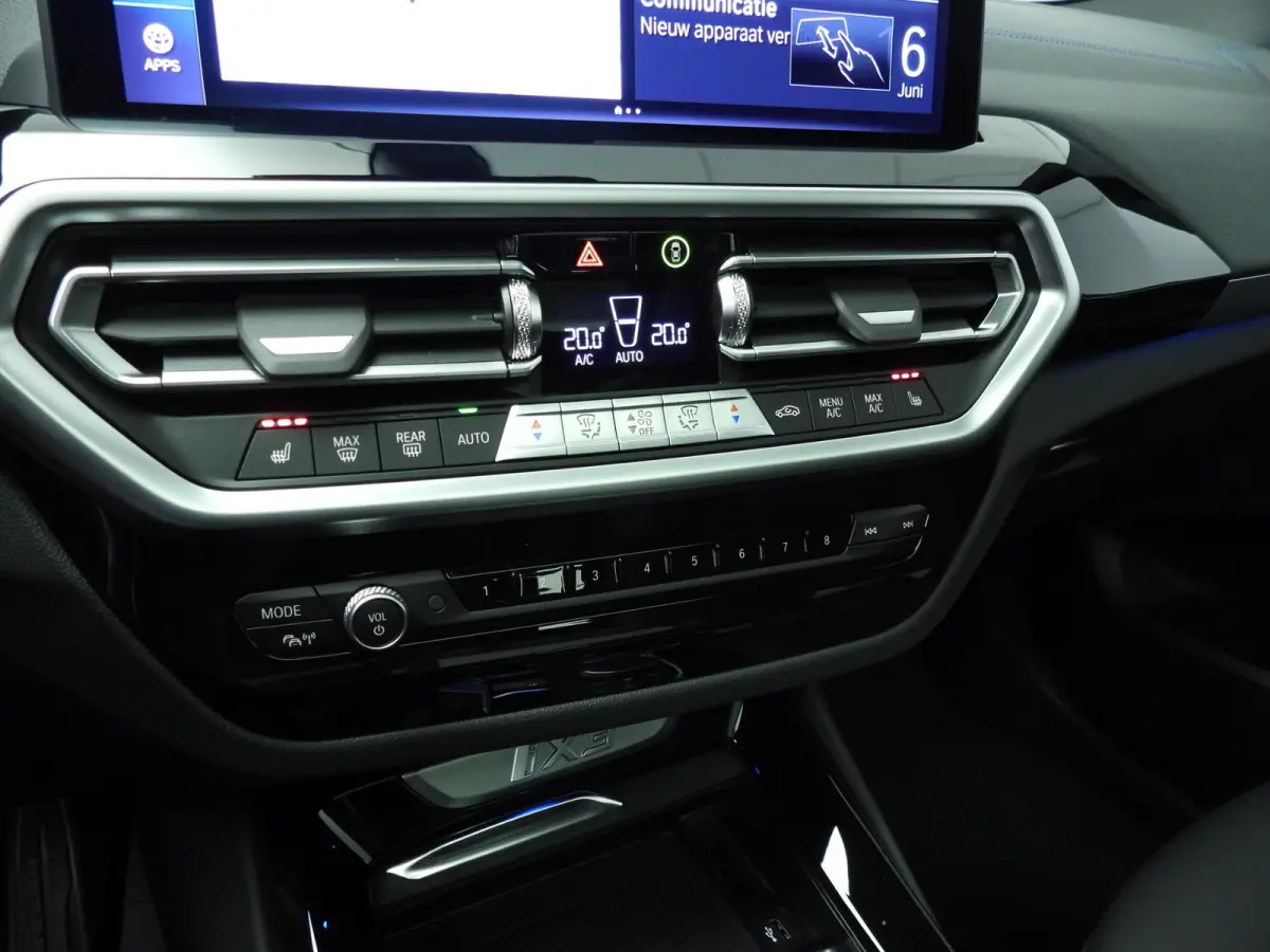 High Executive | M-Sportpakket | LED | Leder | HUD | Active Cruise | Trekhaak | Panoramadak | DAB | Harman-Kardon Sound | Alu 20 inch