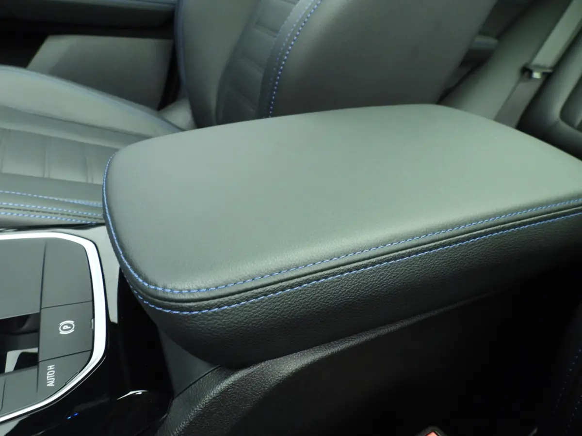 High Executive | M-Sportpakket | LED | Leder | HUD | Active Cruise | Trekhaak | Panoramadak | DAB | Harman-Kardon Sound | Alu 20 inch
