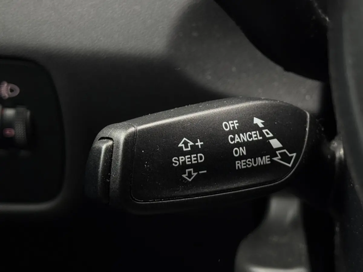 1.0 TFSI SPORT | NARDO| SPORTVELGEN | AIRCO | CRUISE CONTROL