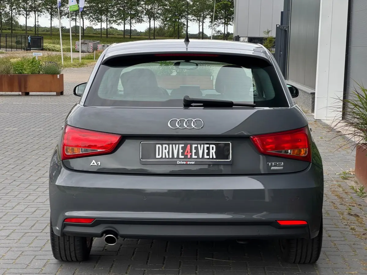 1.0 TFSI SPORT | NARDO| SPORTVELGEN | AIRCO | CRUISE CONTROL
