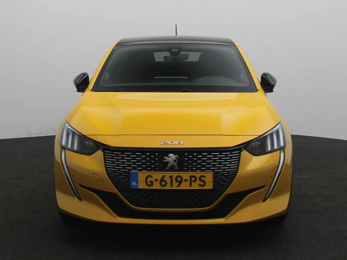 1.2 PureTech GT-Line | Apple Carplay/Android Auto | Panoramadak | Achteruitrijcamera | Cruise Control | Climate Control |