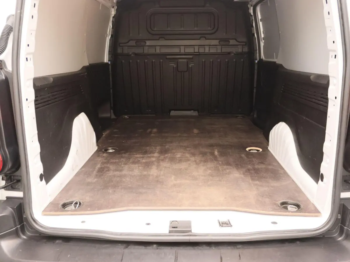 1.5D 100pk L1 650kg | Airconditioning | Zijschuifdeur |