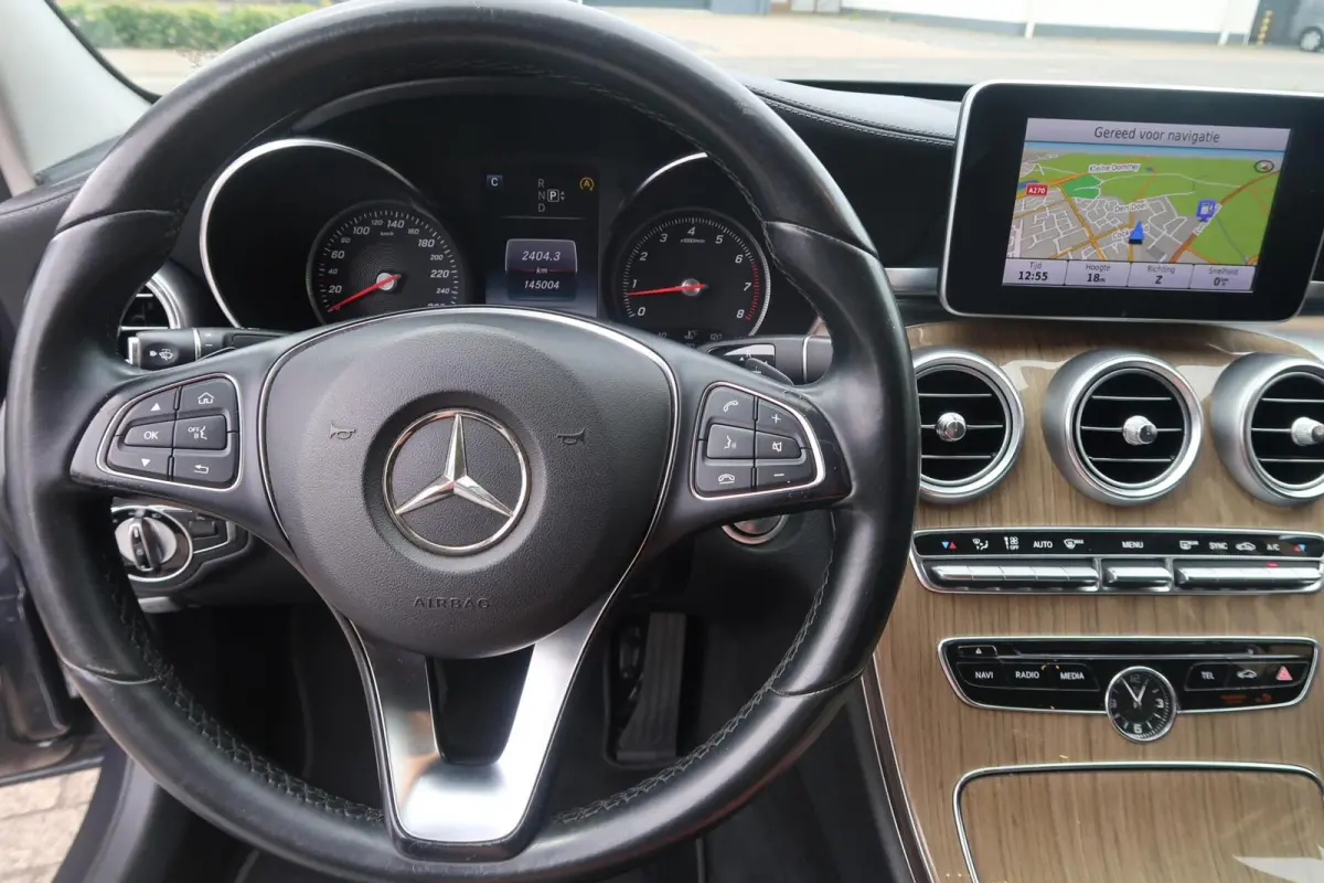 180 AUT NAVIGATIE|FULL-LED|PDC|BLUETOOTH|CRUISECONTROL|ORIGINEEL NEDERLANDS