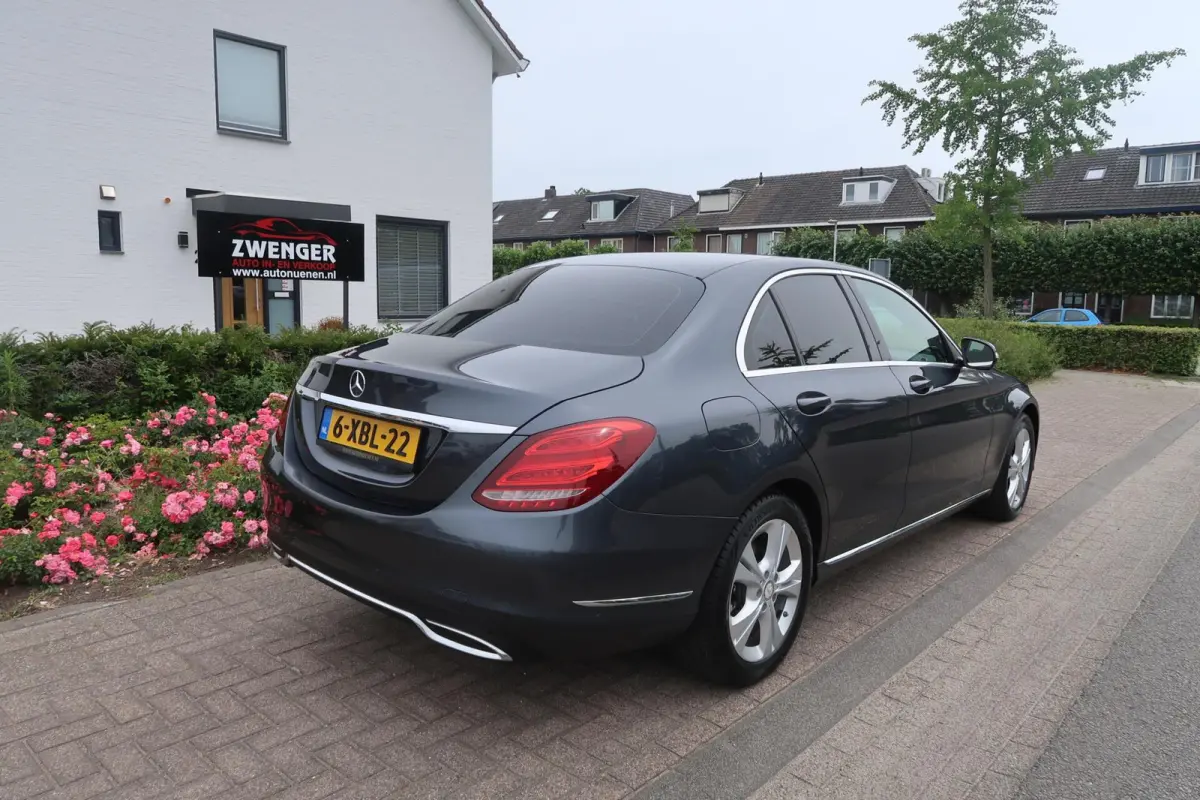 180 AUT NAVIGATIE|FULL-LED|PDC|BLUETOOTH|CRUISECONTROL|ORIGINEEL NEDERLANDS
