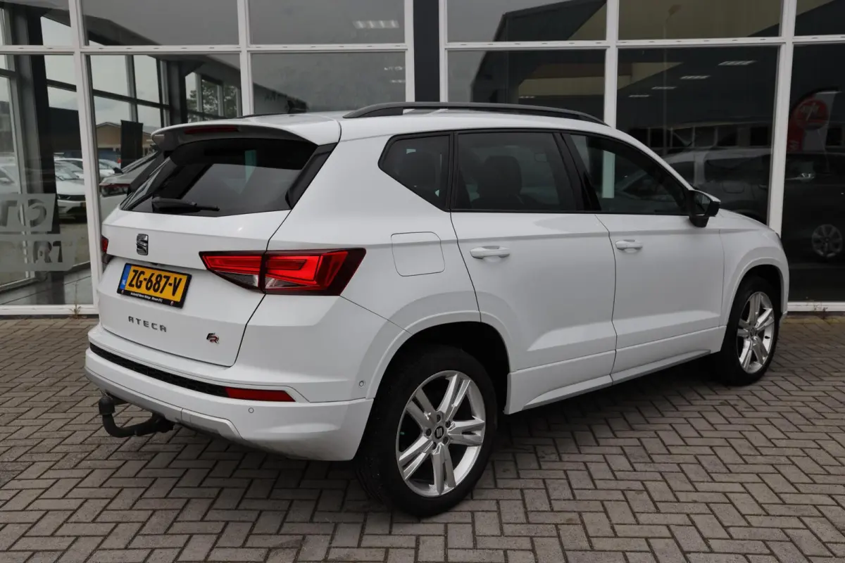 1.5 TSI FR Business Intense|Automaat|Camera|Navi|Trekhaak|