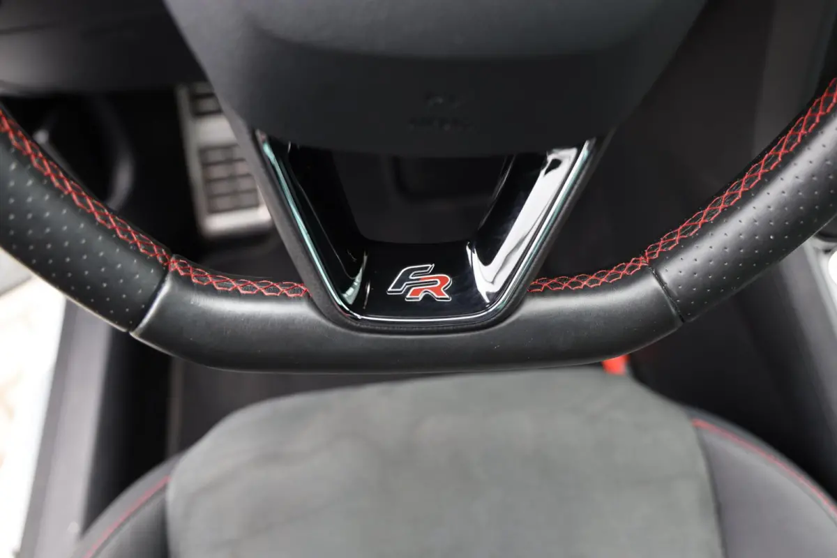1.5 TSI FR Business Intense|Automaat|Camera|Navi|Trekhaak|
