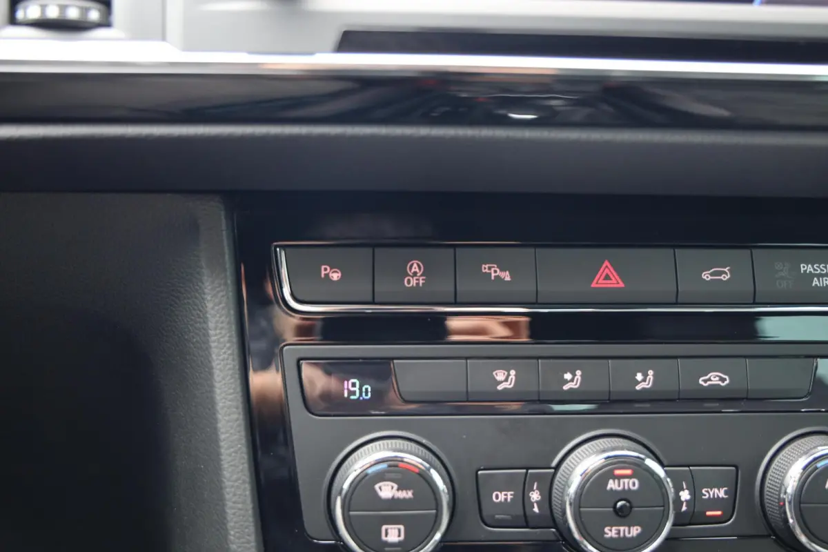 1.5 TSI FR Business Intense|Automaat|Camera|Navi|Trekhaak|