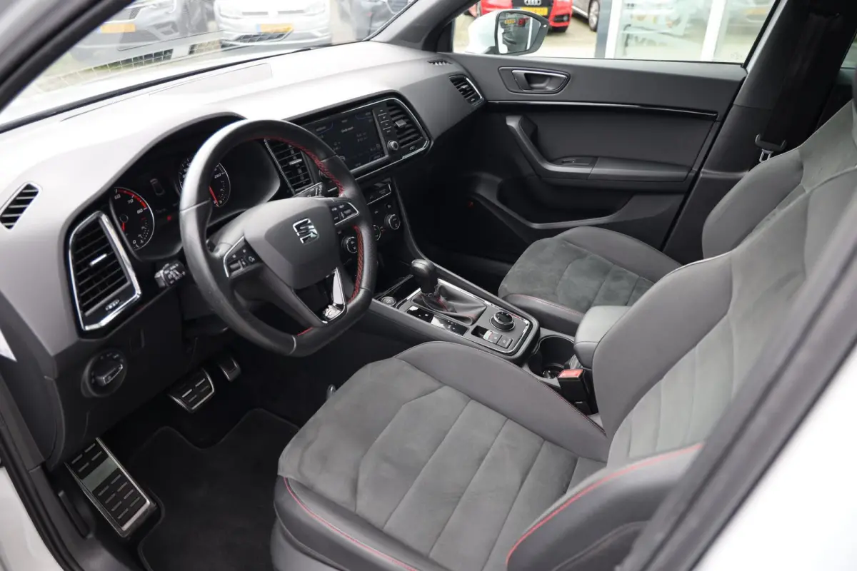1.5 TSI FR Business Intense|Automaat|Camera|Navi|Trekhaak|