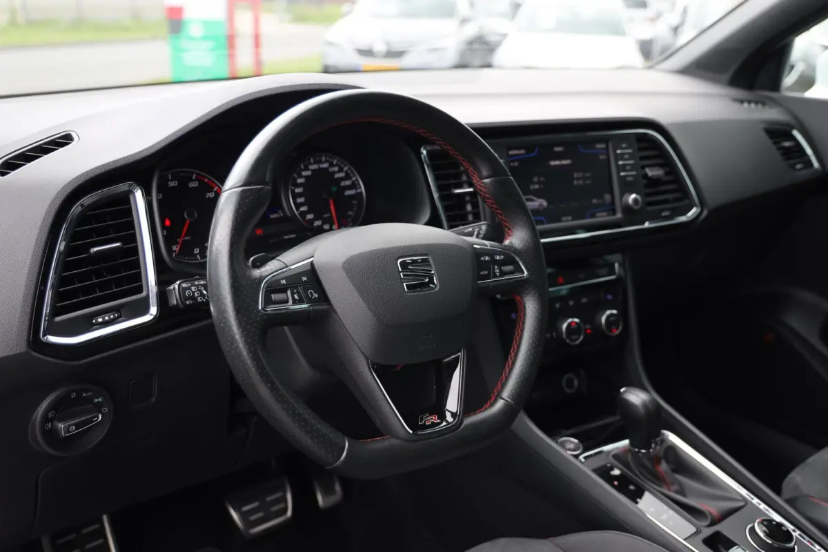 1.5 TSI FR Business Intense|Automaat|Camera|Navi|Trekhaak|