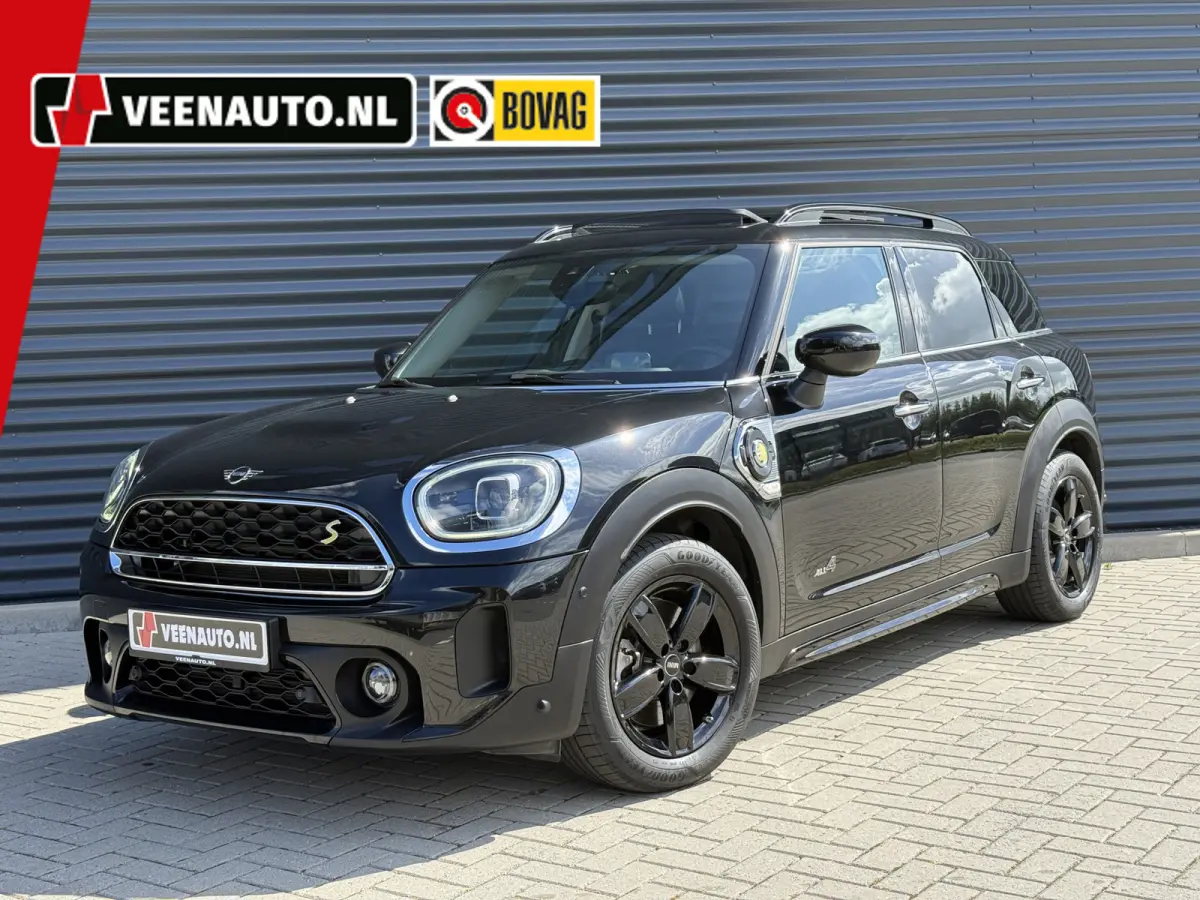2.0 Cooper SE ALL4 Pano/H&K/Leder/Camera