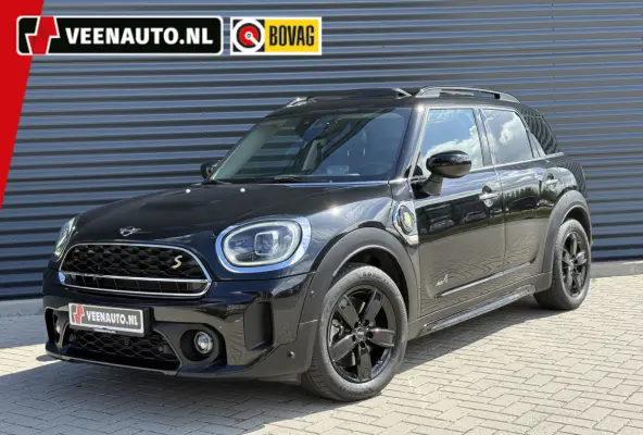2.0 Cooper SE ALL4 Pano/H&K/Leder/Camera