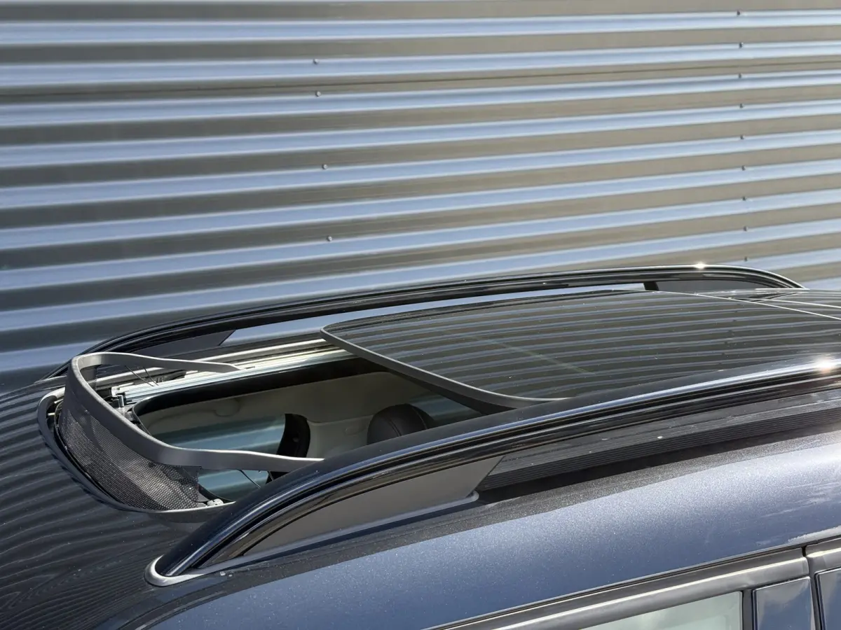 2.0 Cooper SE ALL4 Pano/H&K/Leder/Camera