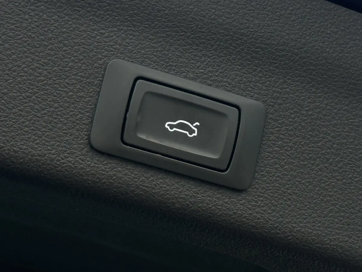 50 TFSI e quattro | 1e eigenaar | Dealer onderhouden | Camera | Virtual | Carplay | Elektrische achterklep