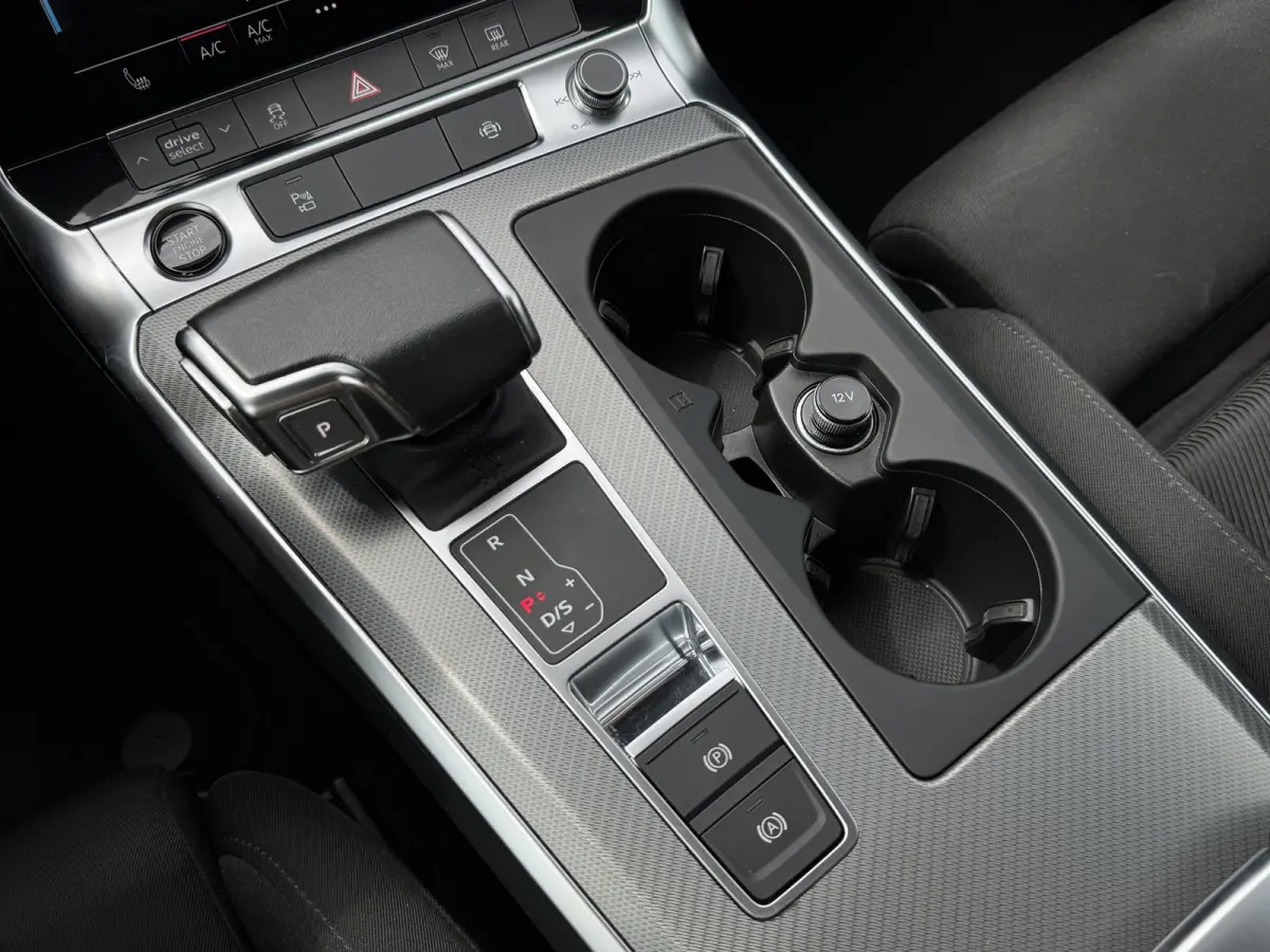 50 TFSI e quattro | 1e eigenaar | Dealer onderhouden | Camera | Virtual | Carplay | Elektrische achterklep