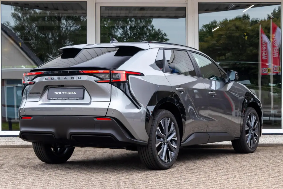 4E-xperience+ AWD 73.1 kWh | Safety Sense | 100% Elektrisch | Safe8 |