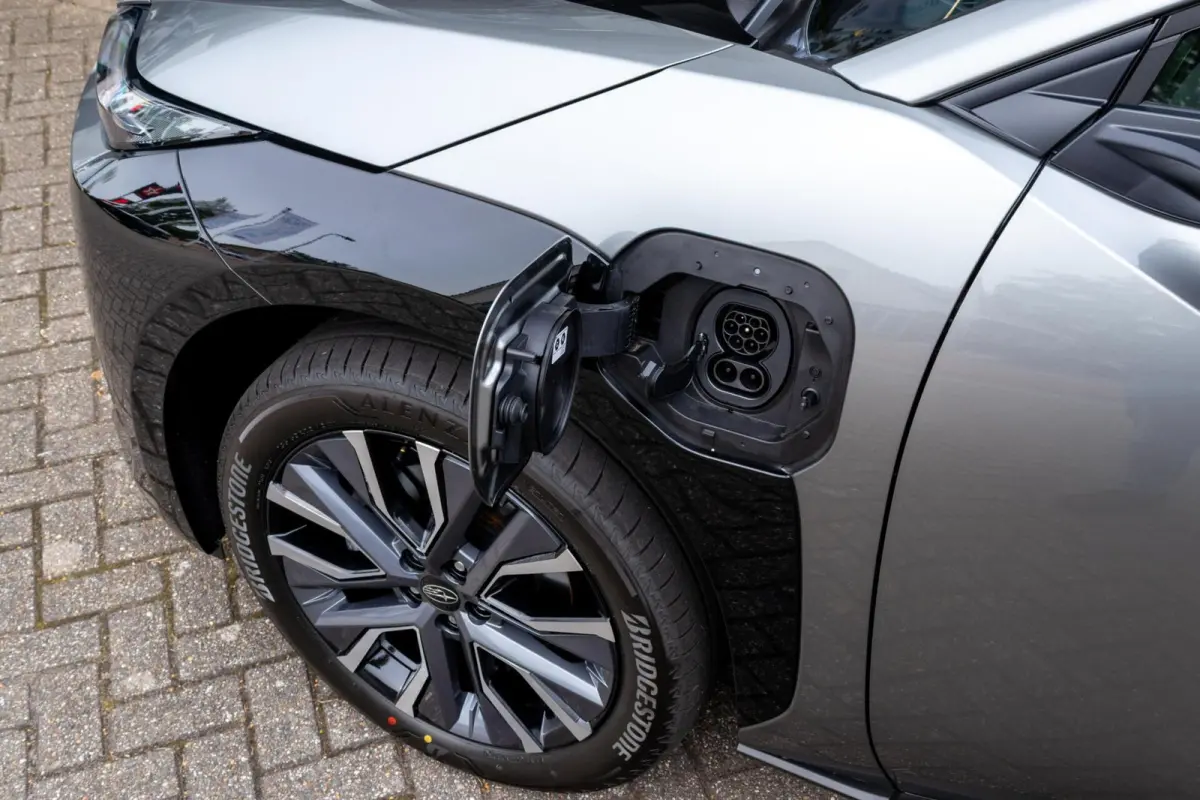 4E-xperience+ AWD 73.1 kWh | Safety Sense | 100% Elektrisch | Safe8 |