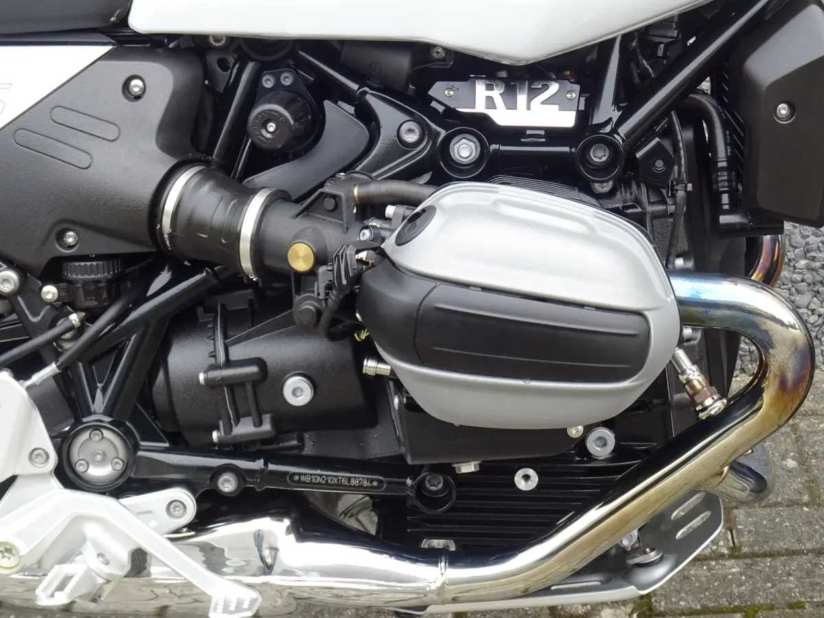 R 12 G/S ABS