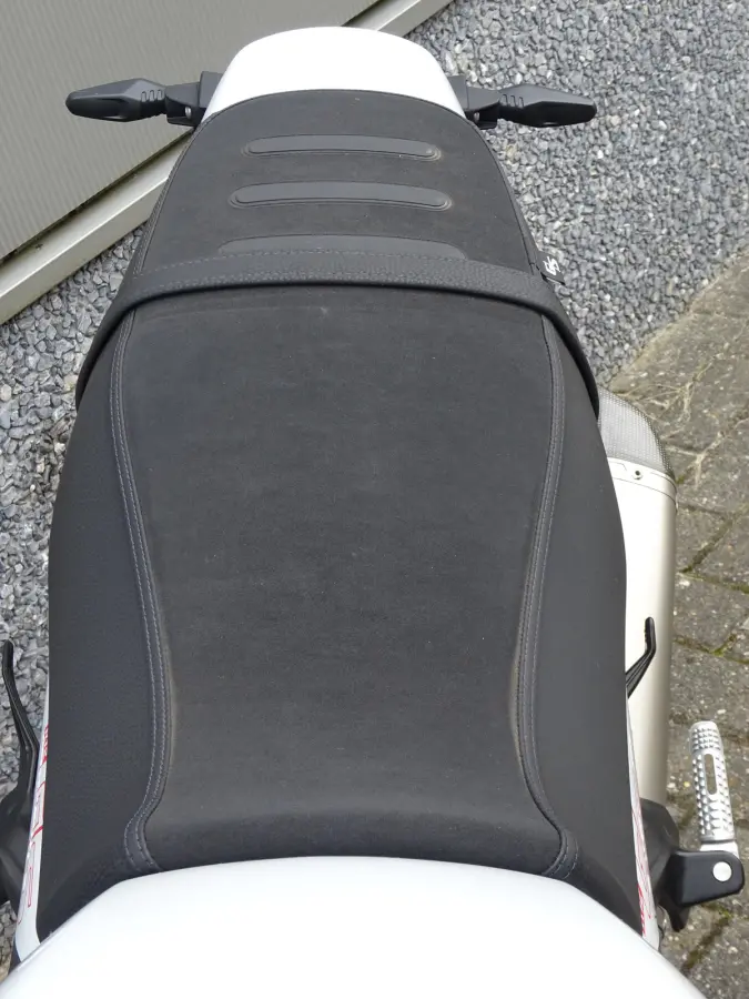 R 12 G/S ABS