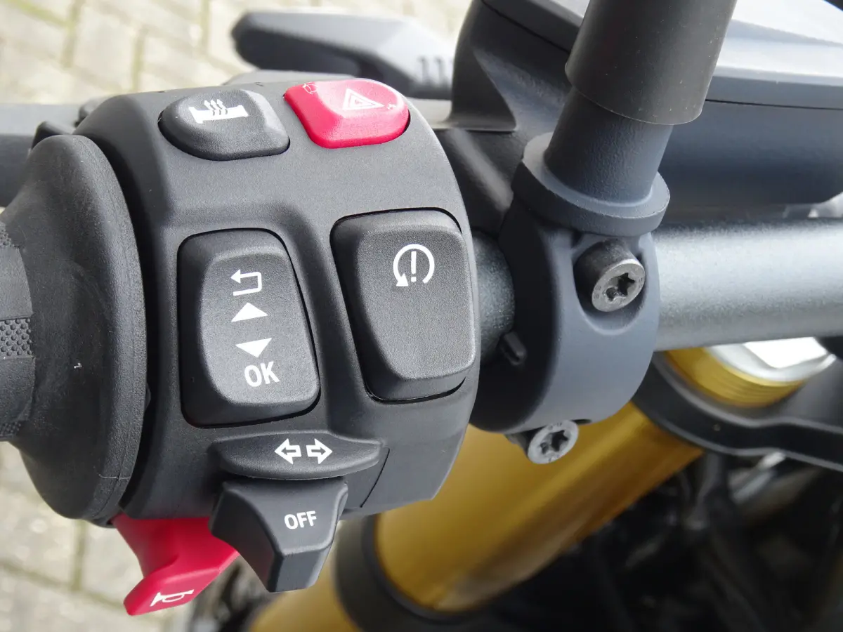 R 12 G/S ABS