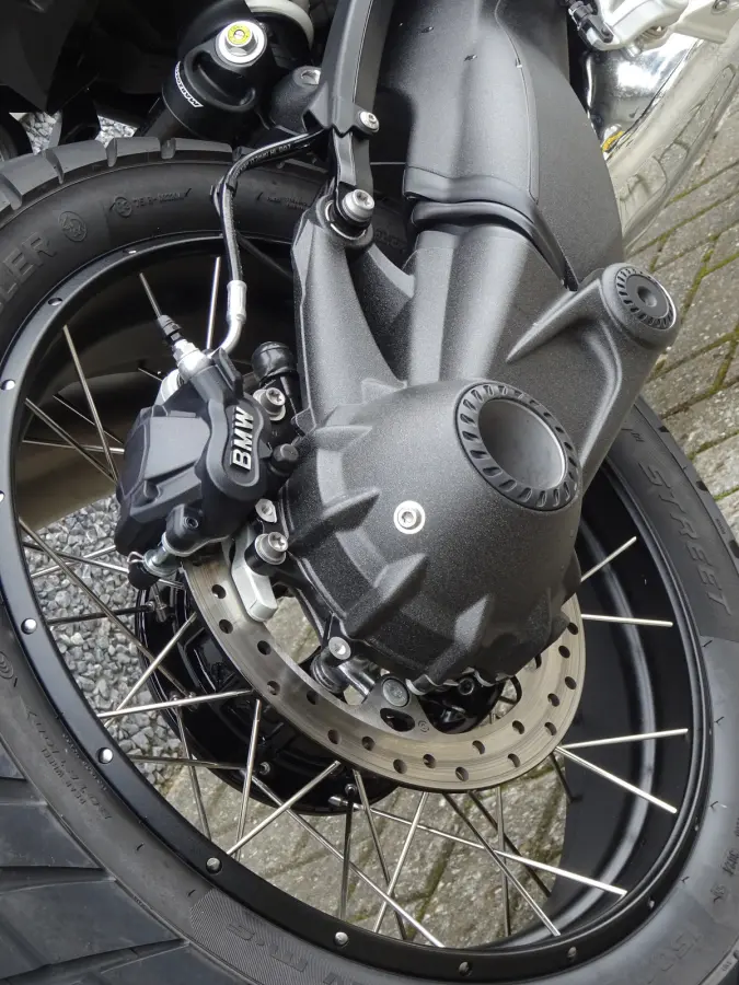 R 12 G/S ABS