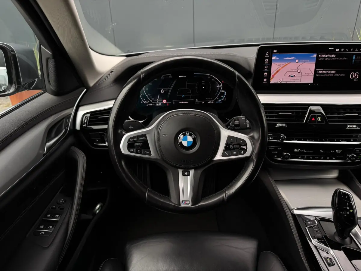 530e High Executive NAVI | LEDER | LED | CRUISE CONTROL | SPORTVELGEN