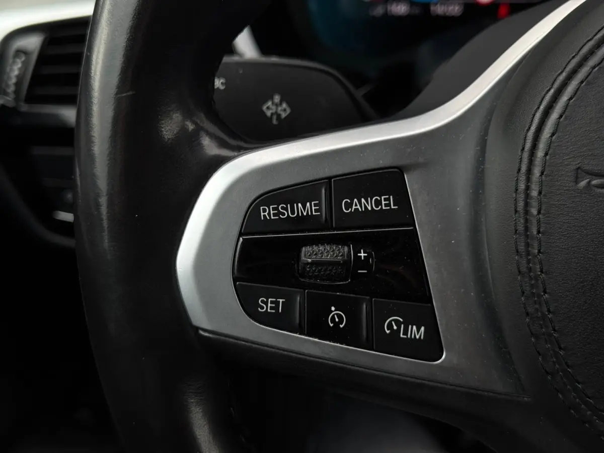 530e High Executive NAVI | LEDER | LED | CRUISE CONTROL | SPORTVELGEN