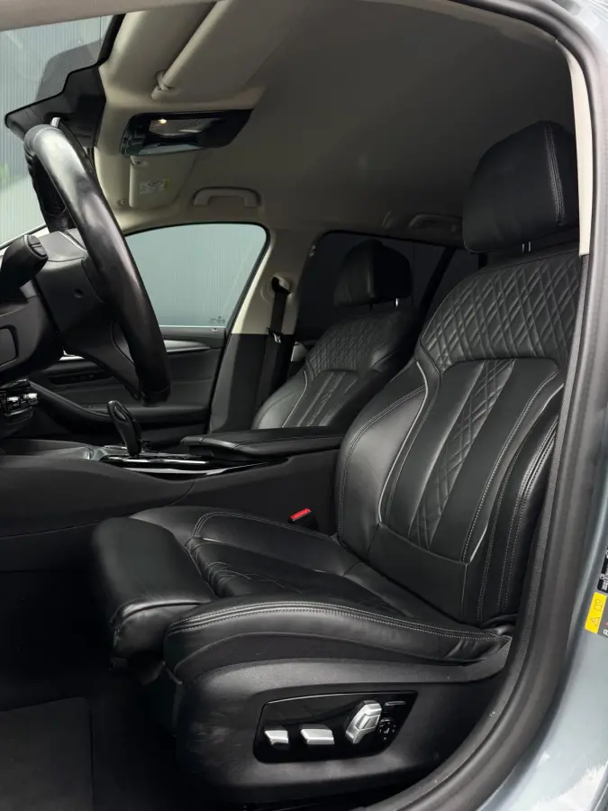 530e High Executive NAVI | LEDER | LED | CRUISE CONTROL | SPORTVELGEN