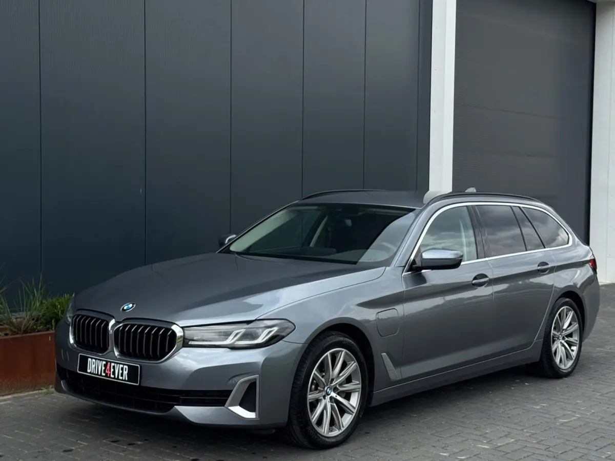 530e High Executive NAVI | LEDER | LED | CRUISE CONTROL | SPORTVELGEN