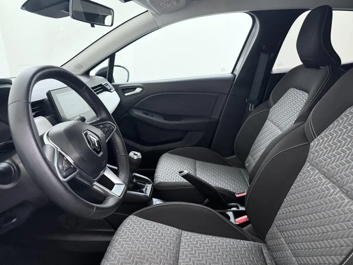 TCe 90 GPF Evolution | Apple CarPlay | Navigatie | Parkeersensoren |