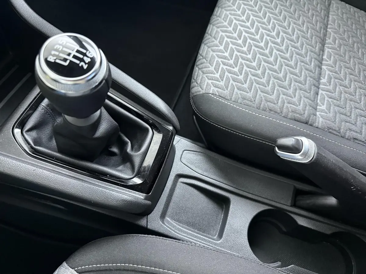 TCe 90 GPF Evolution | Apple CarPlay | Navigatie | Parkeersensoren |