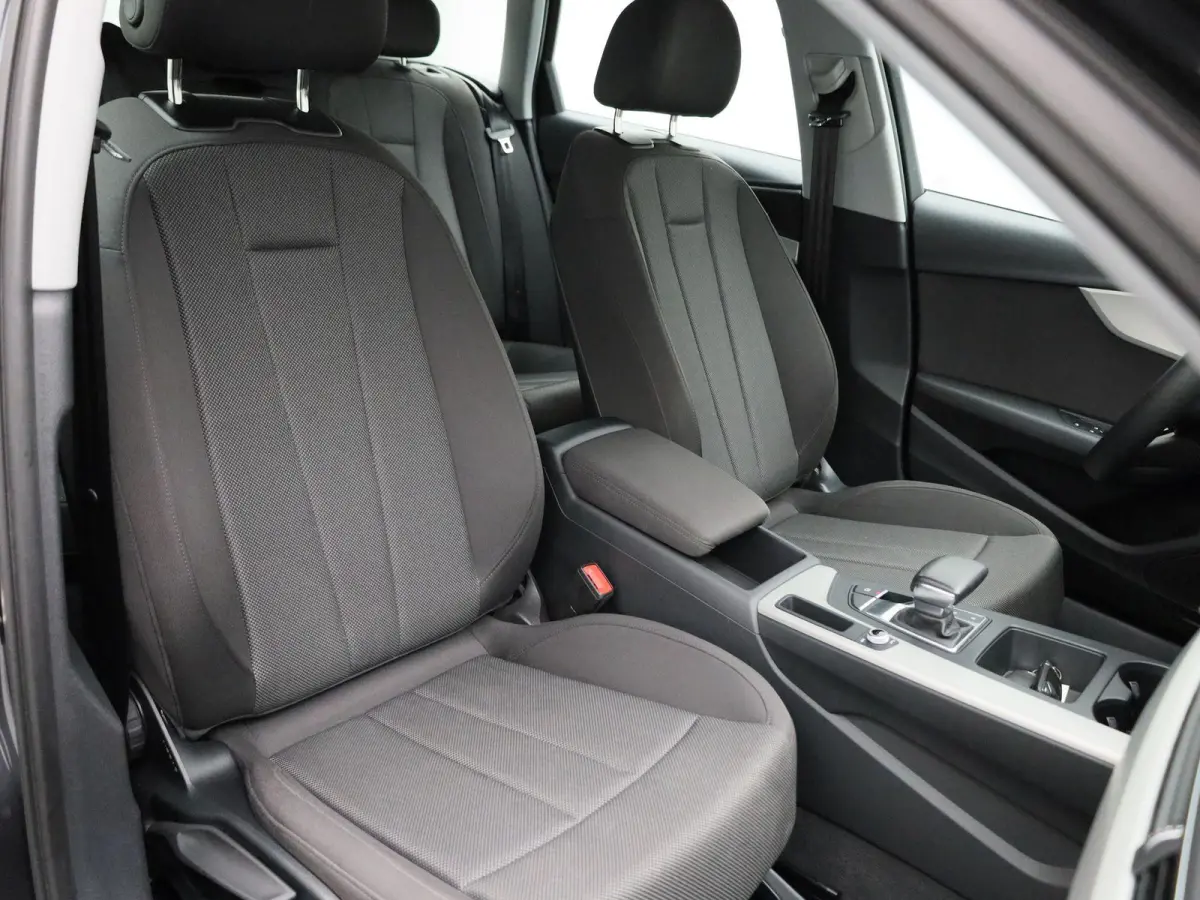 35 TFSI Business Edition | ACC | Keyless | lichtmetalen velgen 5-spaaks 17" |