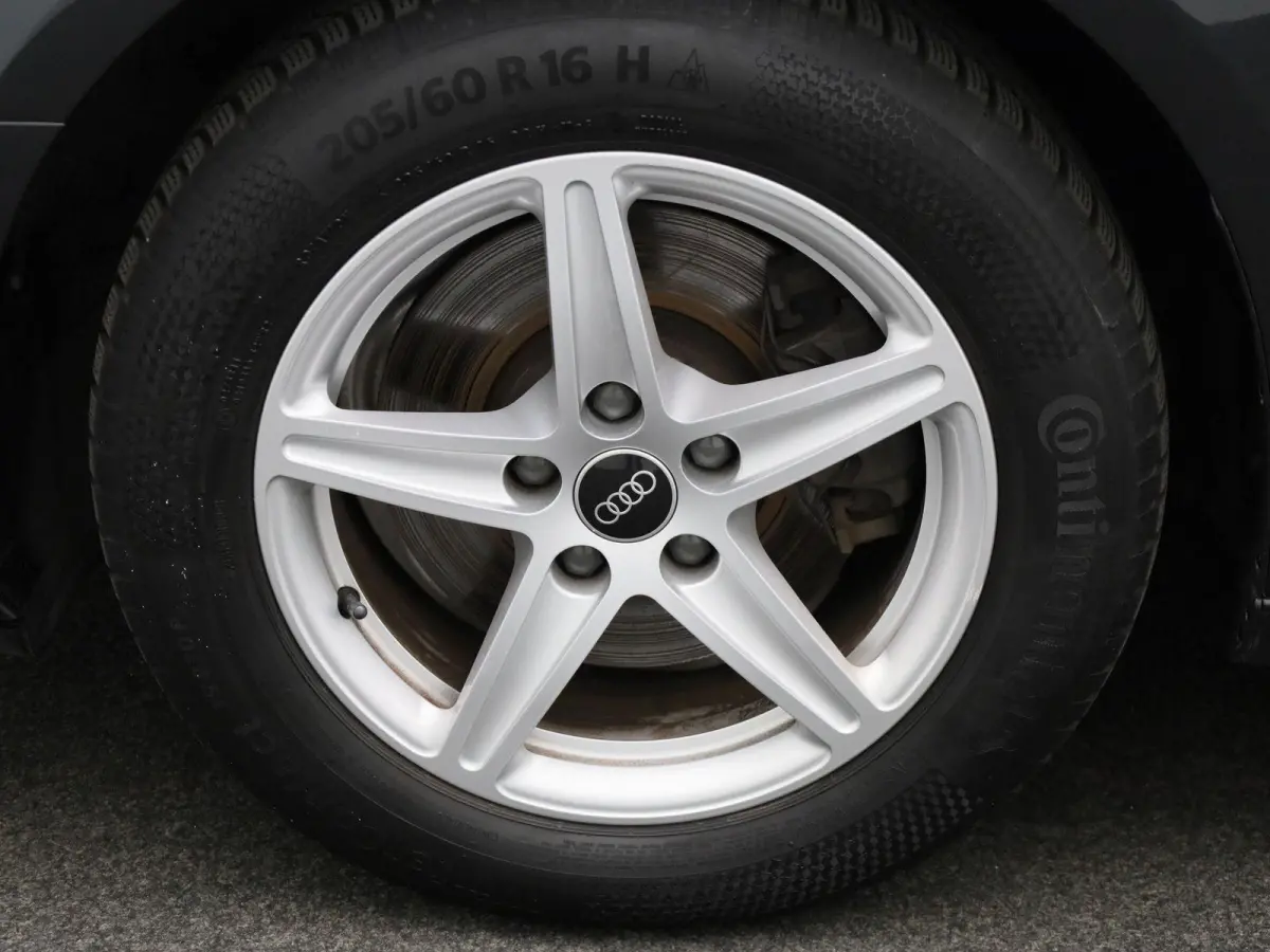 35 TFSI Business Edition | ACC | Keyless | lichtmetalen velgen 5-spaaks 17" |