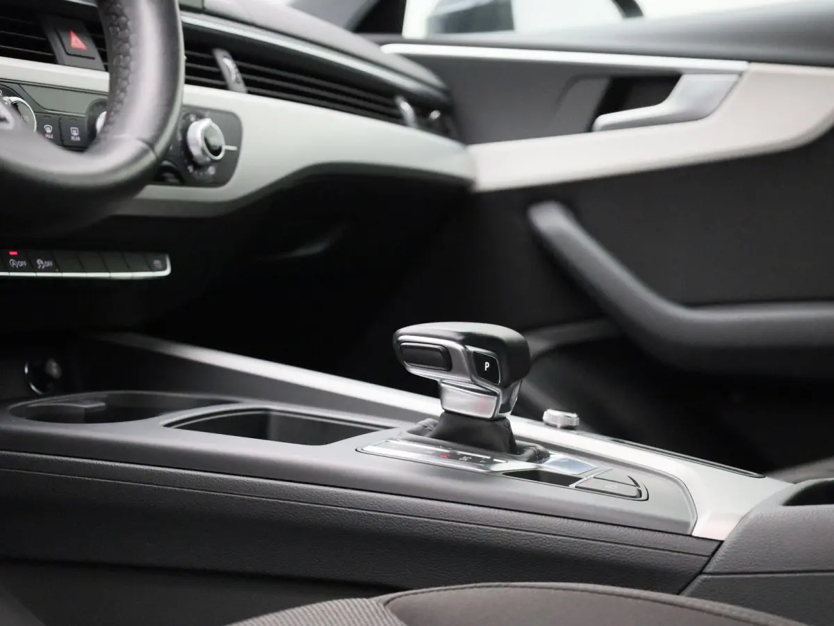 35 TFSI Business Edition | ACC | Keyless | lichtmetalen velgen 5-spaaks 17" |