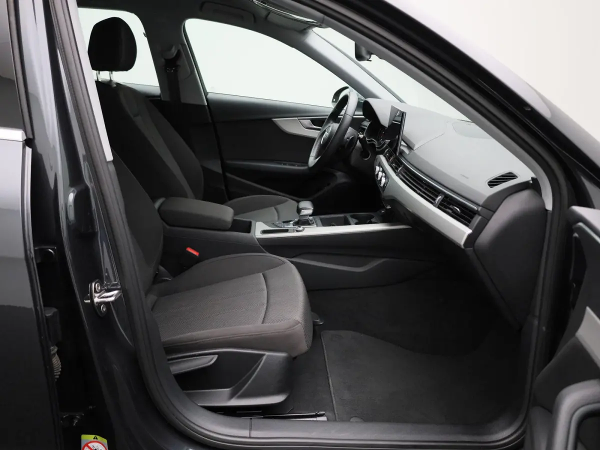 35 TFSI Business Edition | ACC | Keyless | lichtmetalen velgen 5-spaaks 17" |
