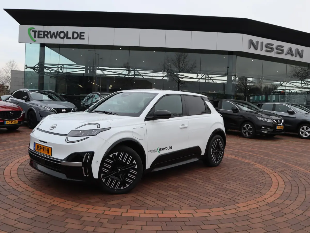 ADVANCE 52 kWh | Google Navigatie | Parkeercamera | Stoel- en stuurverwarming |